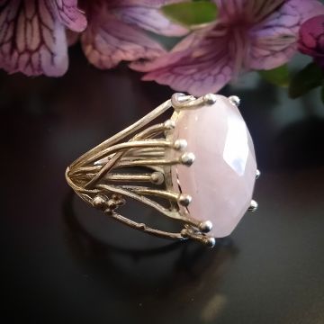 Faset Kesim Pembe Kuvars Tasarım Gümüş Yüzük