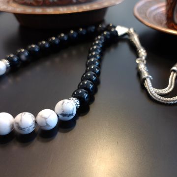 Siyah Akik ve Beyaz Havlit Tasarım Doğal Taş 33 lük Tesbih