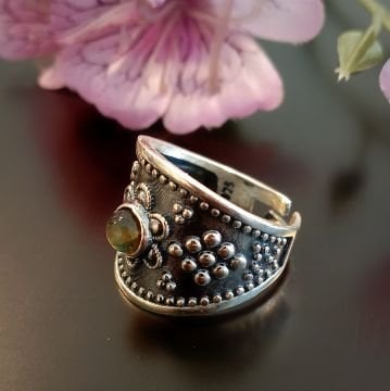 Labradorit Taşlı Tasarım Gümüş Yüzük