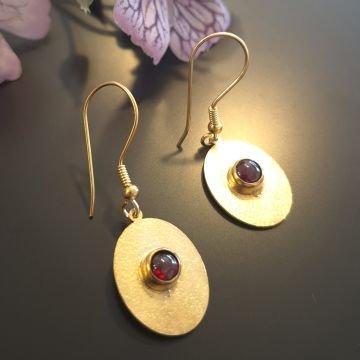 Lal (Garnet) Taşı Tasarım Gümüş Küpe