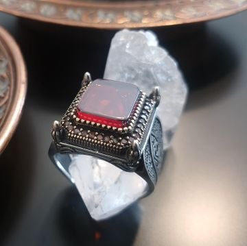 Kırmızı Taşlı Tasarım Erkek Gümüş Yüzük