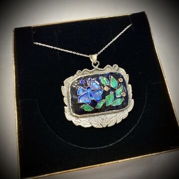 Bir Manzara Tablosu Mineli Gümüş Kolye