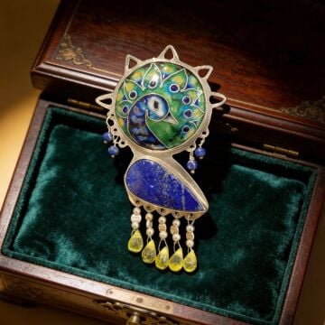 Tavus Kuşu Mineli Gümüş Broş