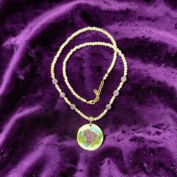 Gül ve Aytaşı Mineli Kolye