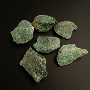 Ham Fuksit Taşı Kütle