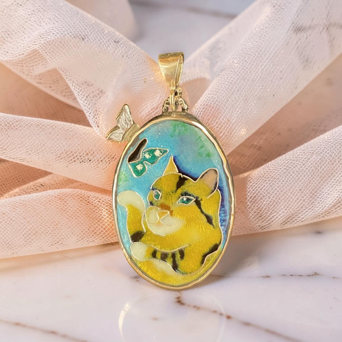 Oyuncu Bebek Kaplan Mineli Gümüş Kolye