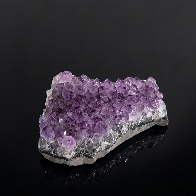 Ametist Doğal Kayaç