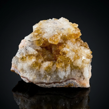 Sitrin Doğal Kayaç