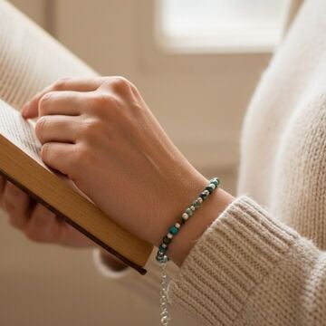 Turkuaz (Firuze) ve Kum İnci Tasarım Gümüş Bileklik - Koruyucu Enerji ve Dişil Enerji Temalı