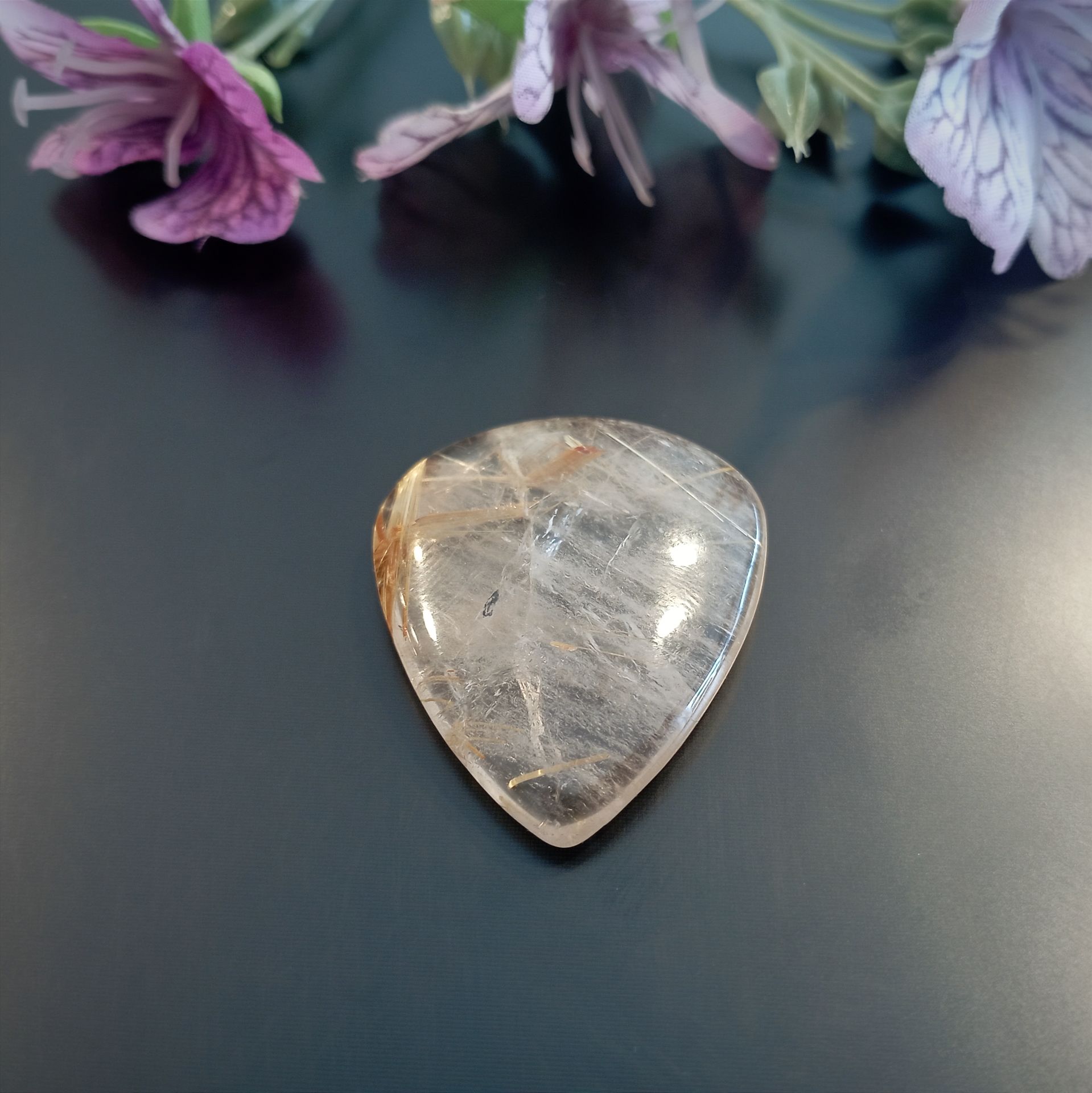 Gold Rutil Kuvars Taşı Kabaşon