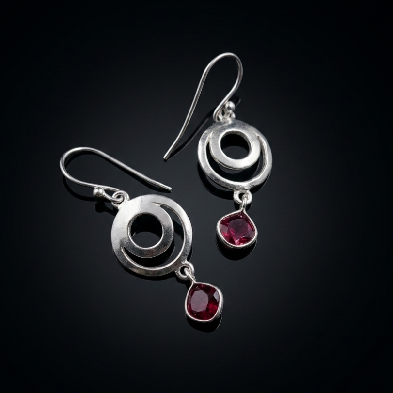Lal (Garnet) Tasarım Gümüş Küpe