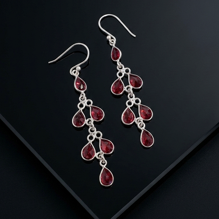 Lal (Garnet) Tasarım Gümüş Küpe