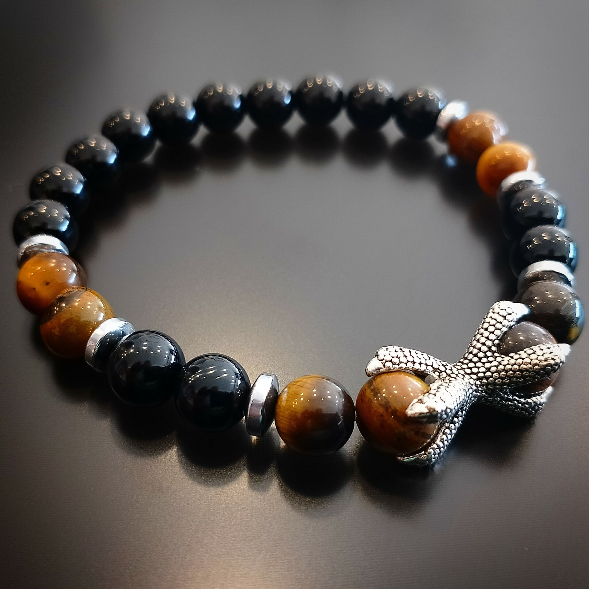 Oniks, Kaplangözü ve Hematit Doğal Taş Bileklik -Güç ve Denge Temalı