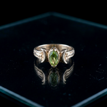 Zebercet (Peridot) Taşlı Tasarım Gümüş Yüzük
