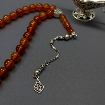 925 Ayar Gümüş Püsküllü 33 lük Akik Taşı Tesbih