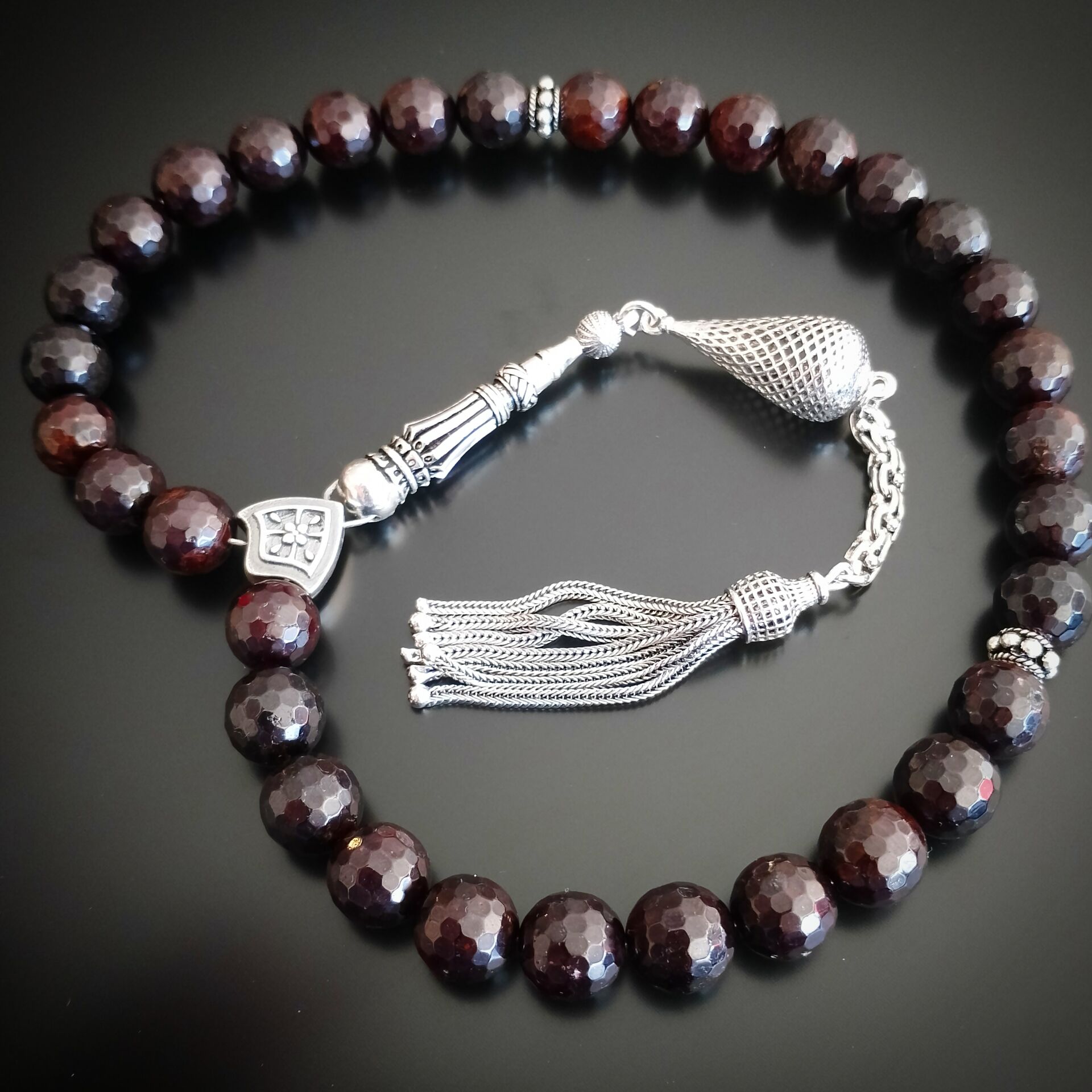 Faset Kesim Lal (Garnet) Gümüş Tesbih