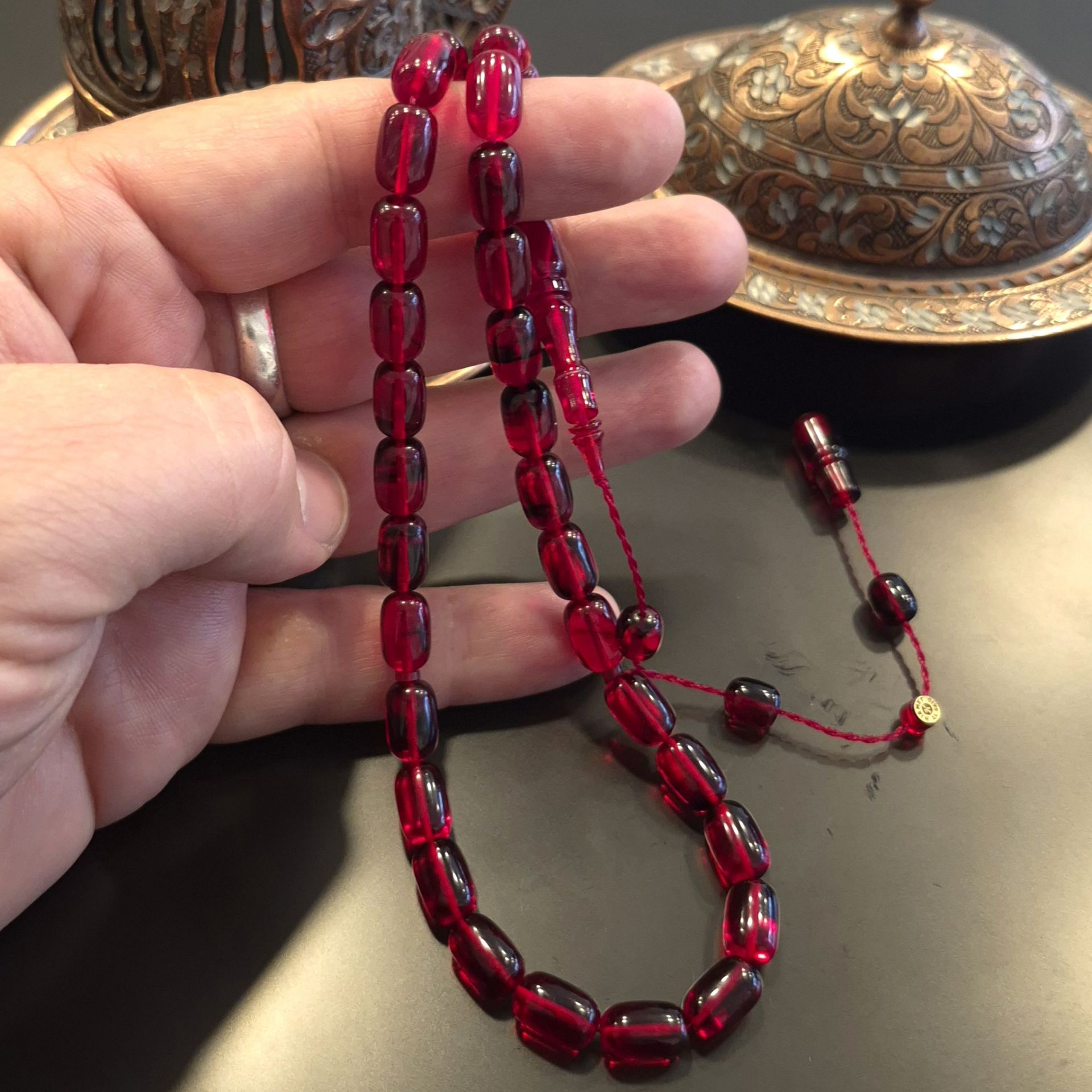 Usta İşçilikli Sistemli Vişne Tonu Kapsül Kesim 33 lük Ateş Tesbih