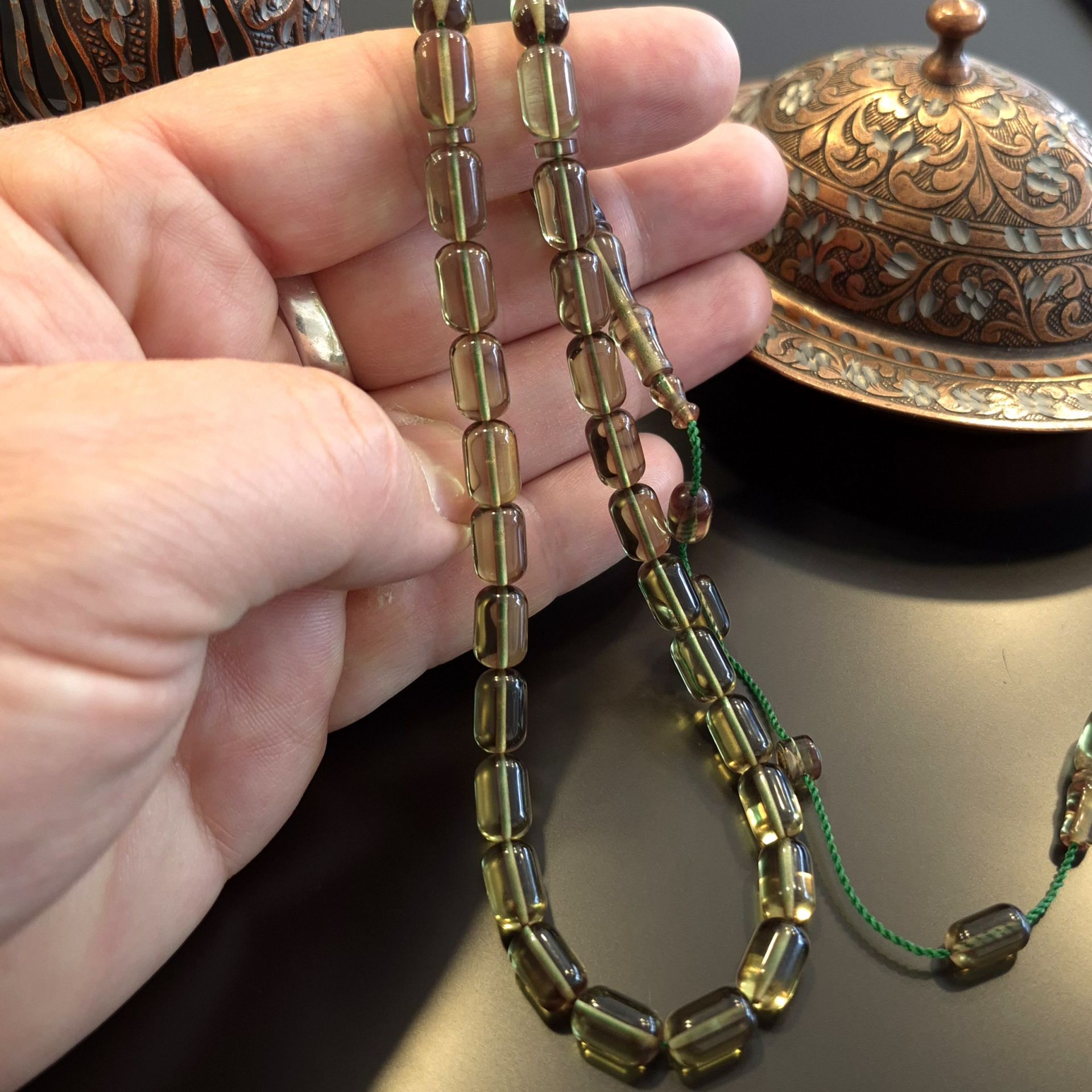 Usta İşçilikli Sistemli Kapsül Kesim 33 lük Yeşil Renk Ateş Tesbih