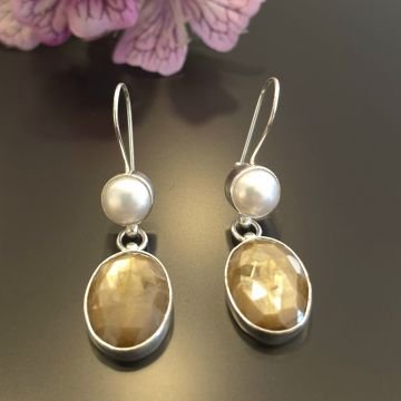 Sarı Safir ve İnci Tasarım Gümüş Küpe