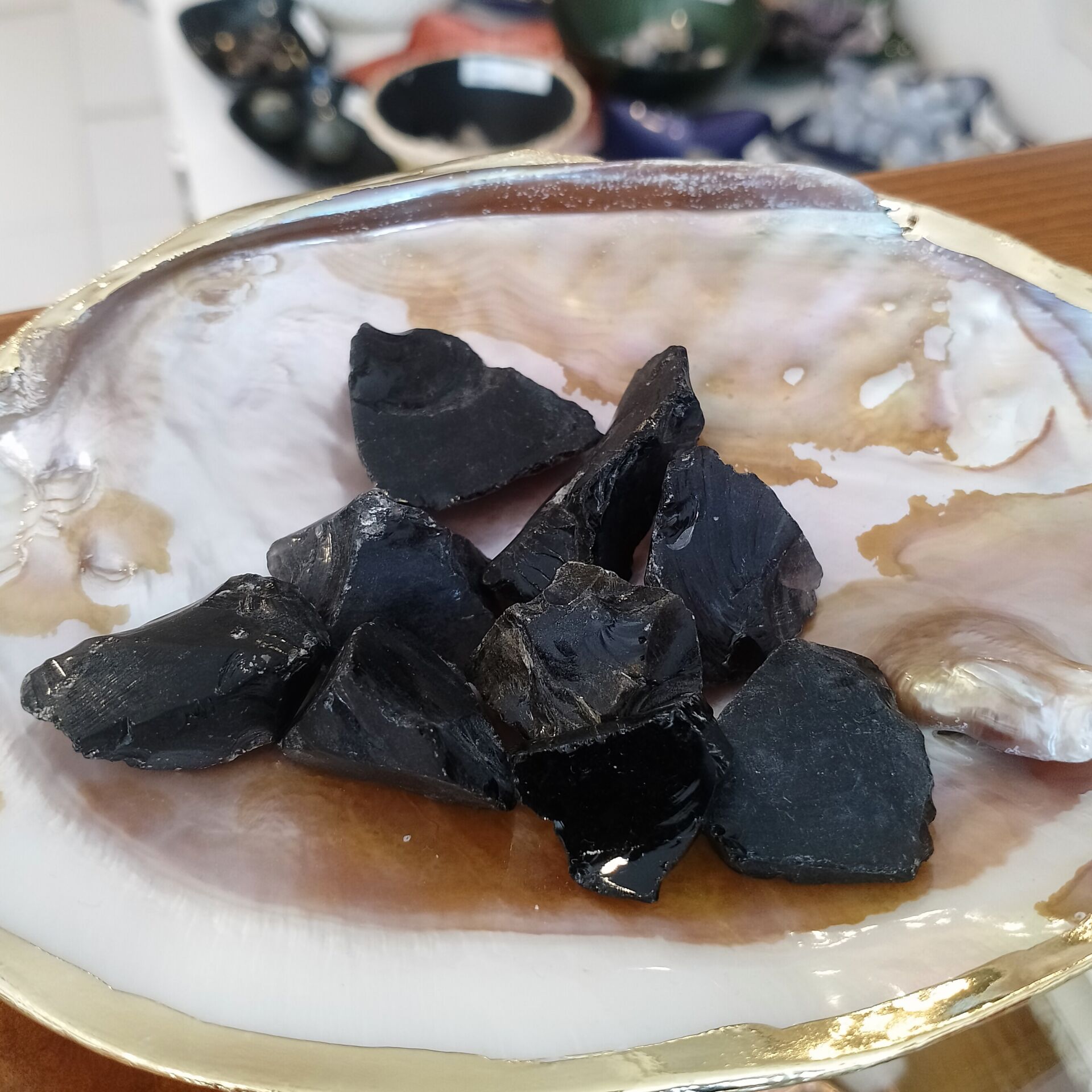 Obsidyen Taşı Kütle (Ufak Boy)