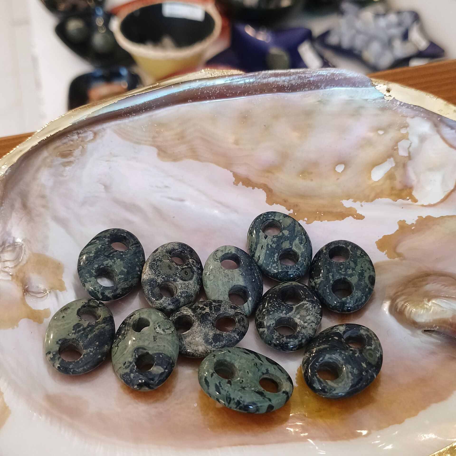 Serpantin (Yılan Taşı) Süryani Nazarlığı