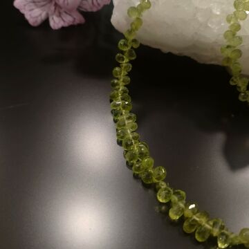 Zebercet ( Peridot) Gümüş Kolye