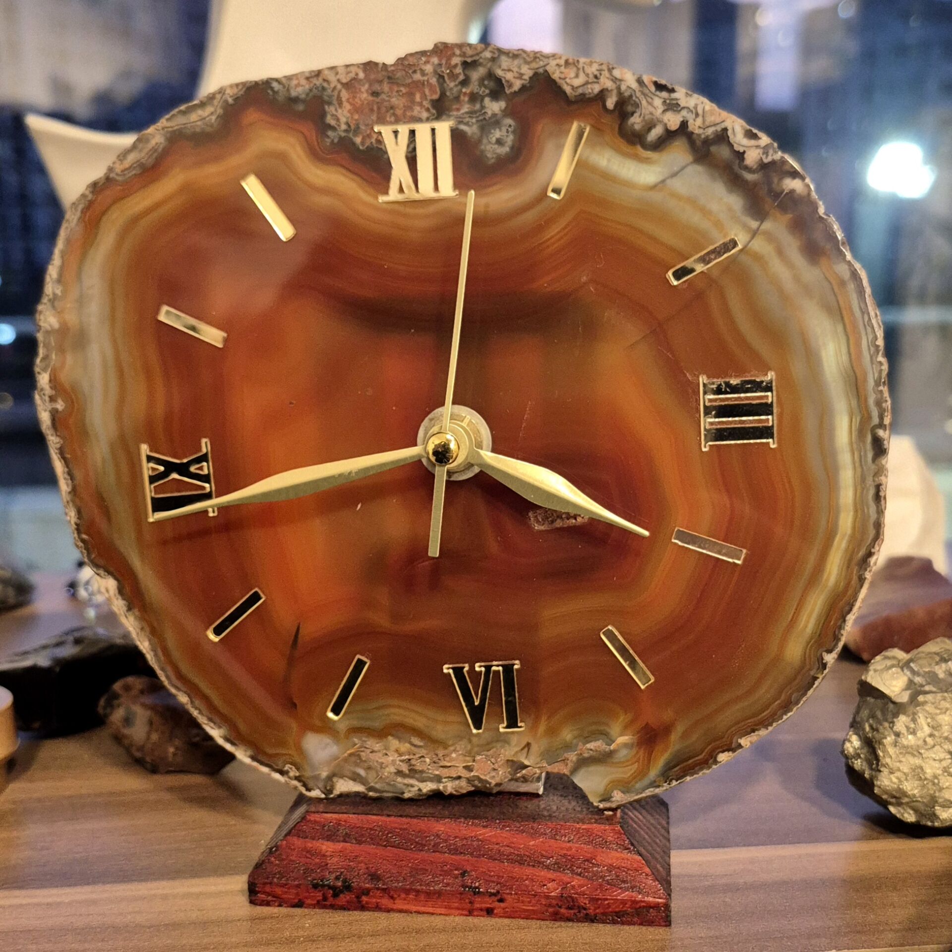 Akik Taşı Doğal Taş Masa Saati