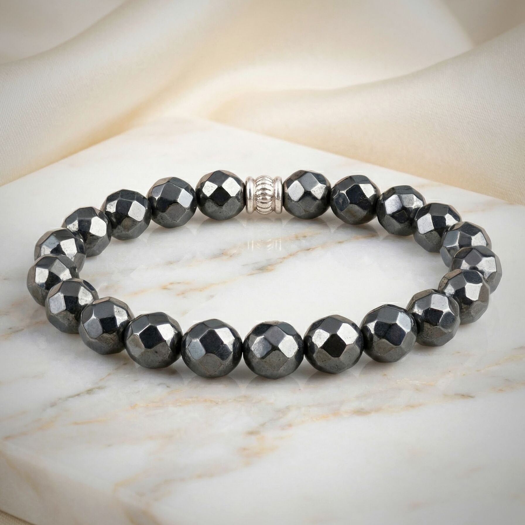Faset Kesim Hematit Doğal Taş Bileklik