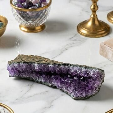 Ametist Doğal Kayaç