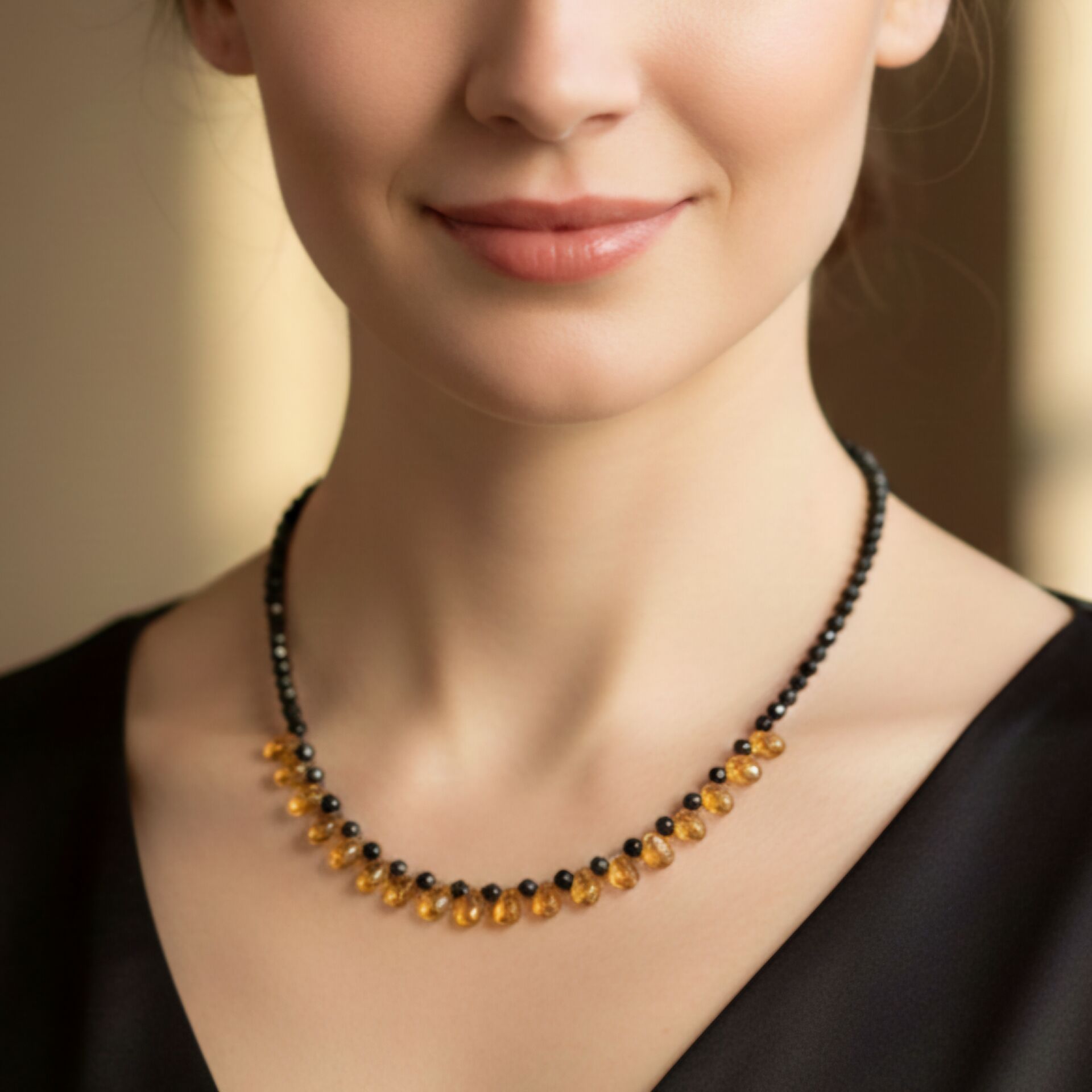 Siyah Turmalin ve Damla Kesim Sitrin Tasarım Gümüş Kolye