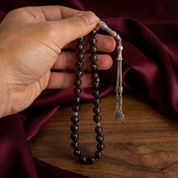 Faset Kesim Lal (Garnet) Tesbih