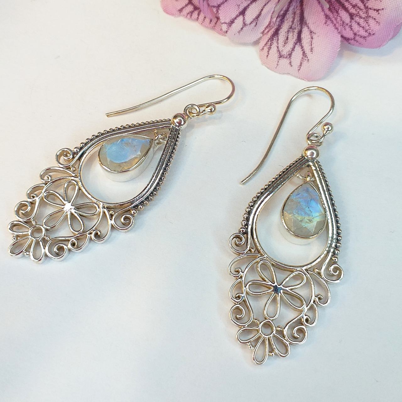 Aytaşı Gümüş Küpe